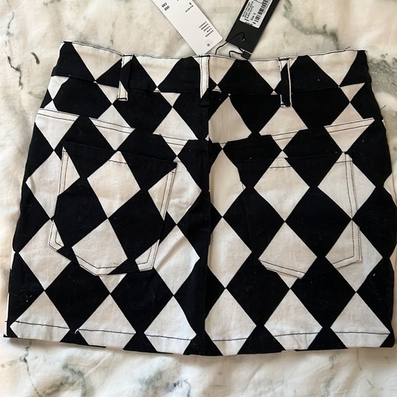 Motel mini skirt - Picture 2 of 3